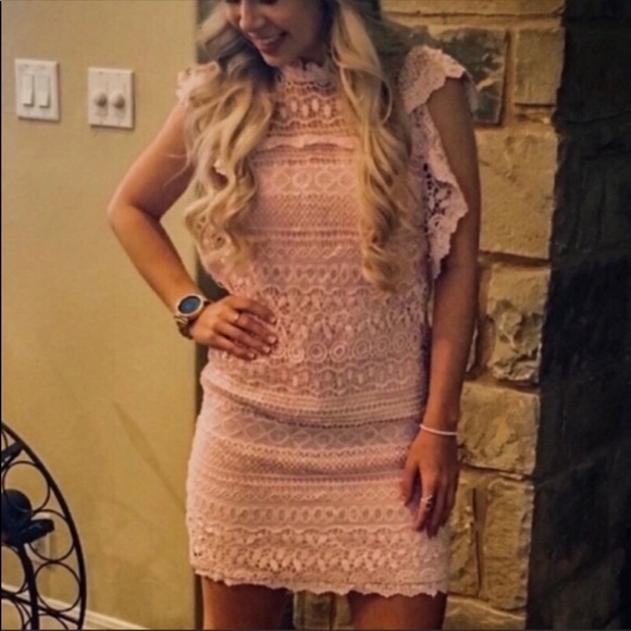 Pretty in Pink Lace Dress - Picture 4 of 4